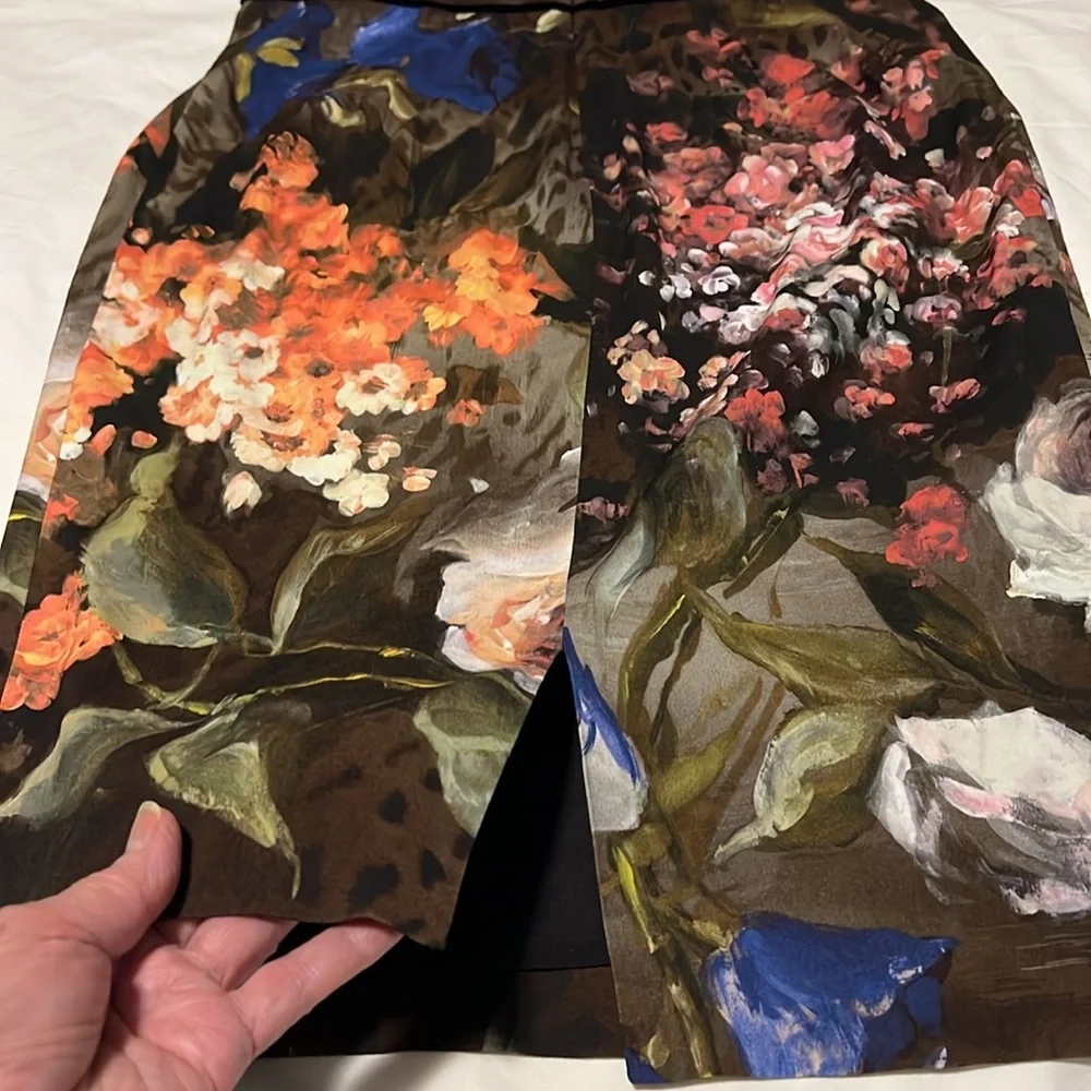 ROBERTO CAVALLI skirt, size 8 - Picture 5 of 12